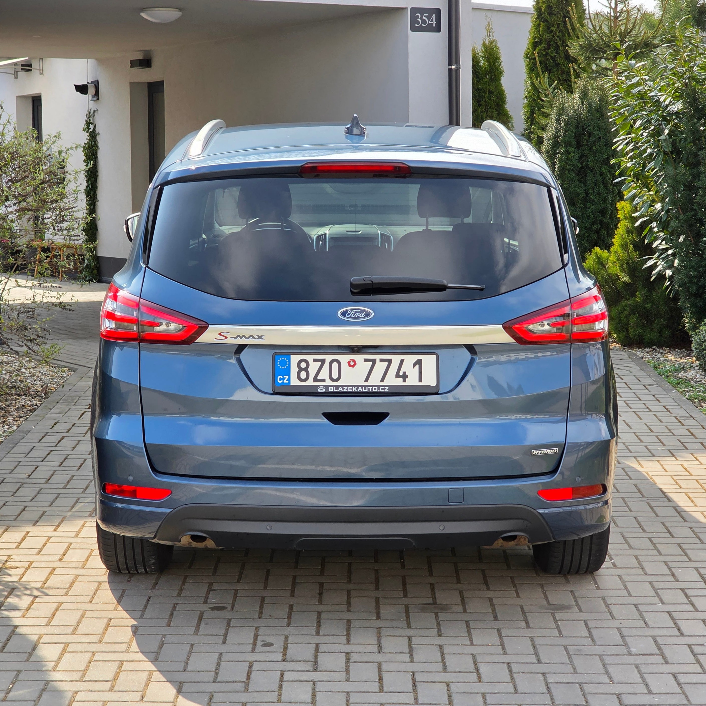 Detail vozu Ford S-Max 2.5 Hybrid Titanium - 11