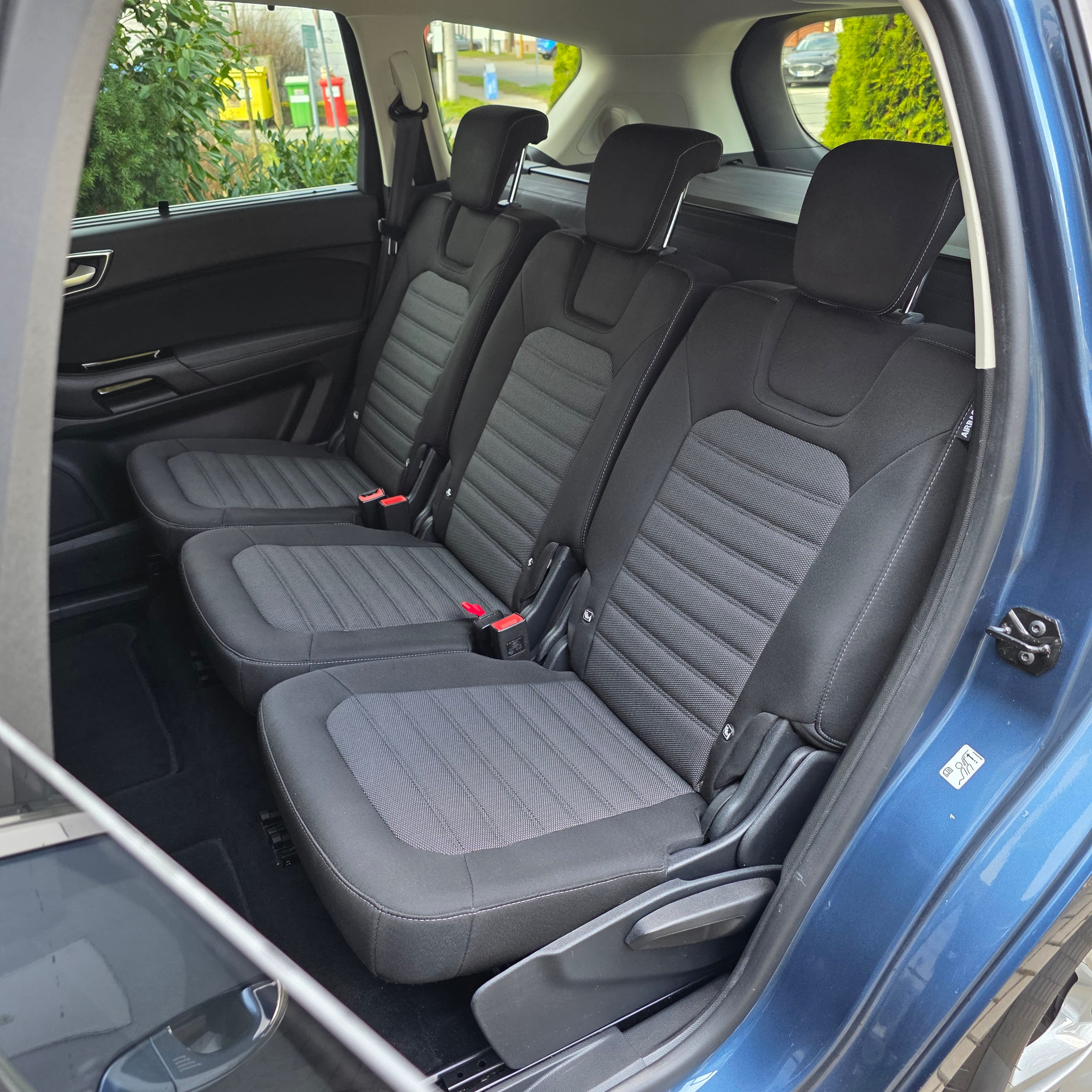 Detail vozu Ford S-Max 2.5 Hybrid Titanium - 8