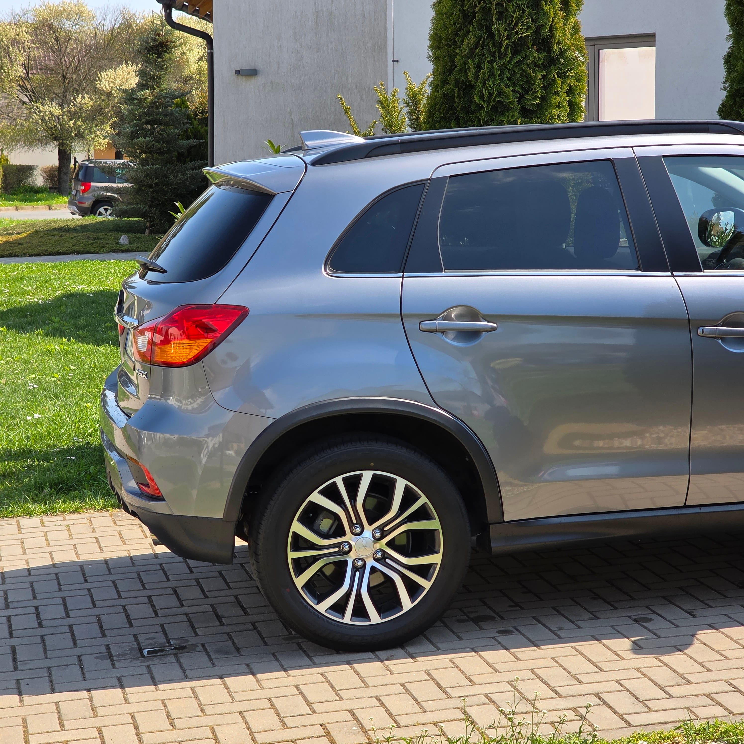 Detail vozu Mitsubishi ASX 1.6 ClearTec Diamond - 13