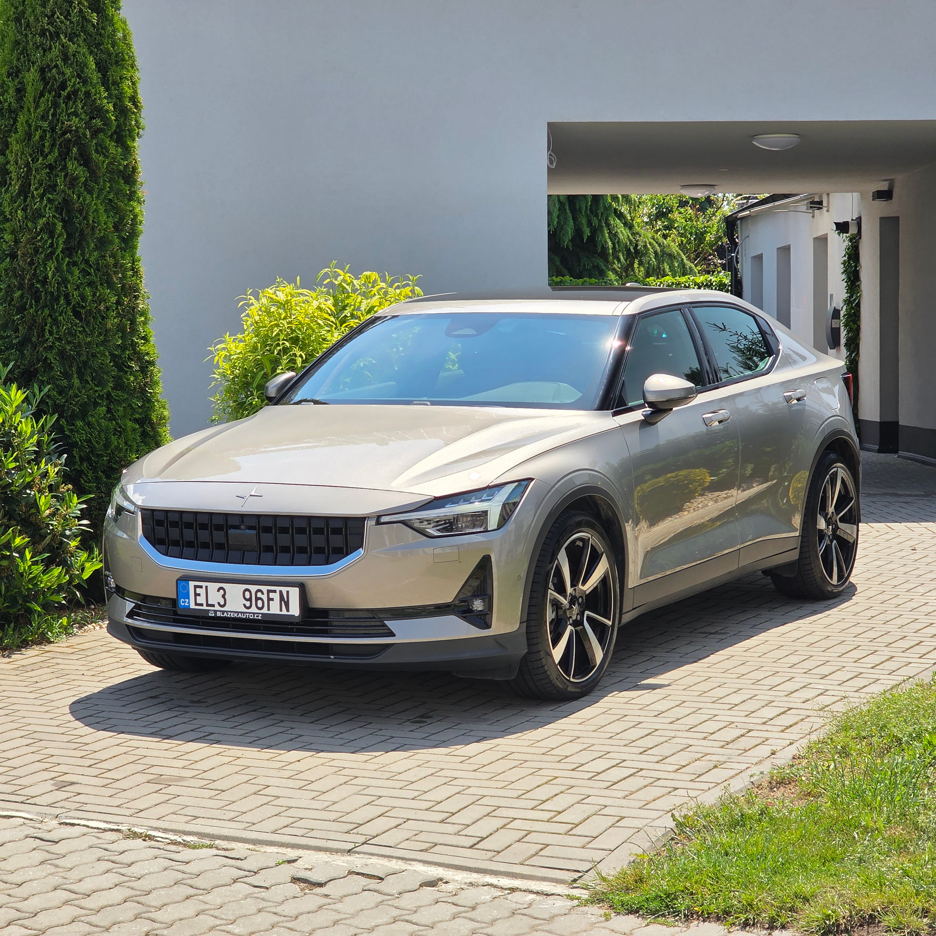 Detail vozu Polestar 2 Long Range Dual Motor - 1